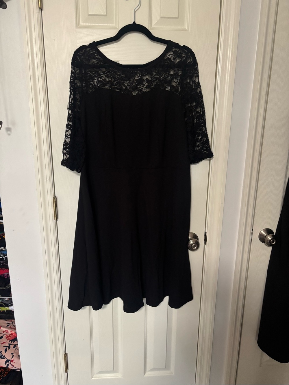 SHEIN Black Lace Yoke Midi Dress